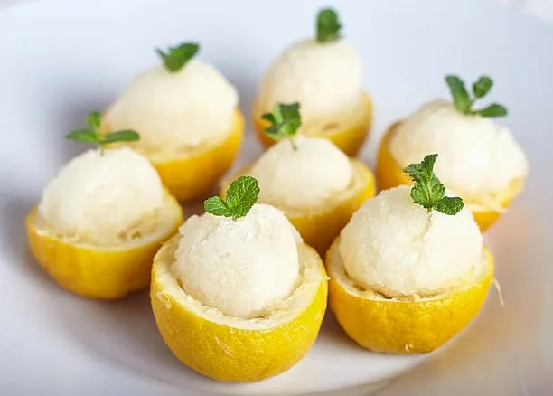 Limonin sorbet v limonini lupini